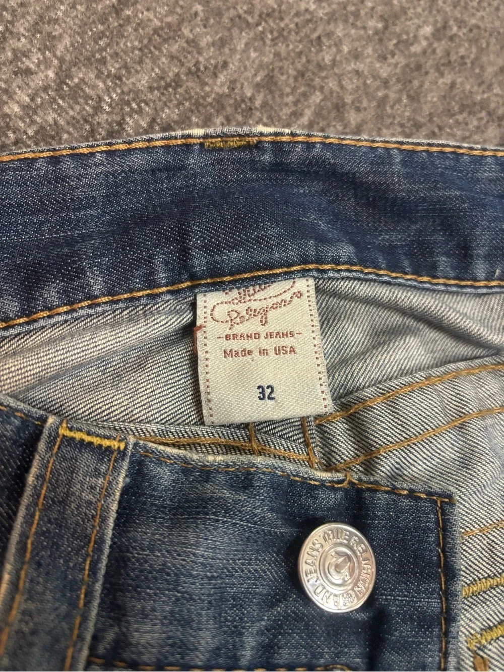 True Religion | Men's Vintage Denim Jeans | Y2K | Distressed Wash | Size 32